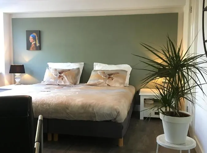 Bij Ons Op Vogelswerf 3*